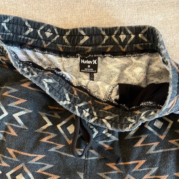 Hurley Aztec Terry cloth sweat shorts - Picture 2 of 3